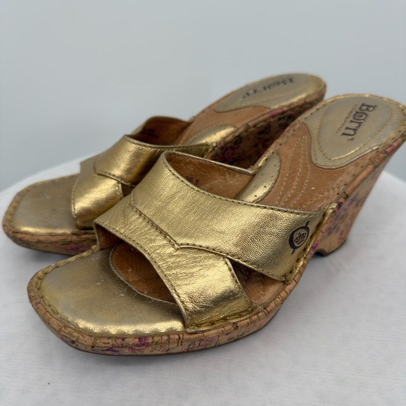 Born Gold Leather Cork Wedge Slide Sandals | Size 6 - Picture 3 of 9